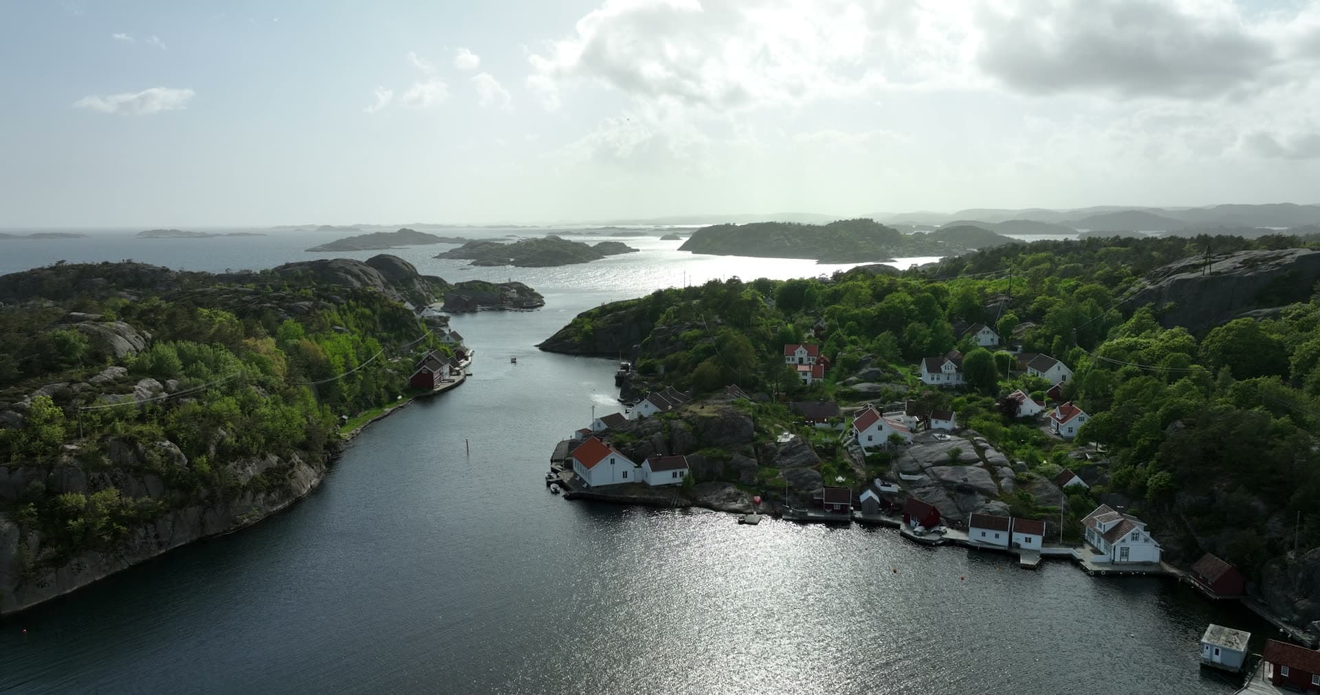 Red roof buildings and traditional scandinavian architecture, Ny-Hellesund