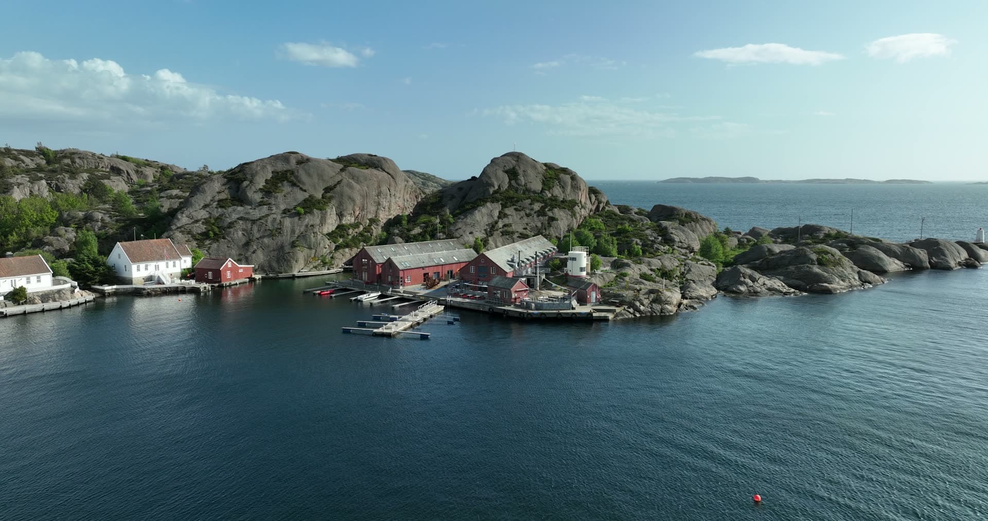 Red wooden buildings and white wooden houses, Ny-Hellesund