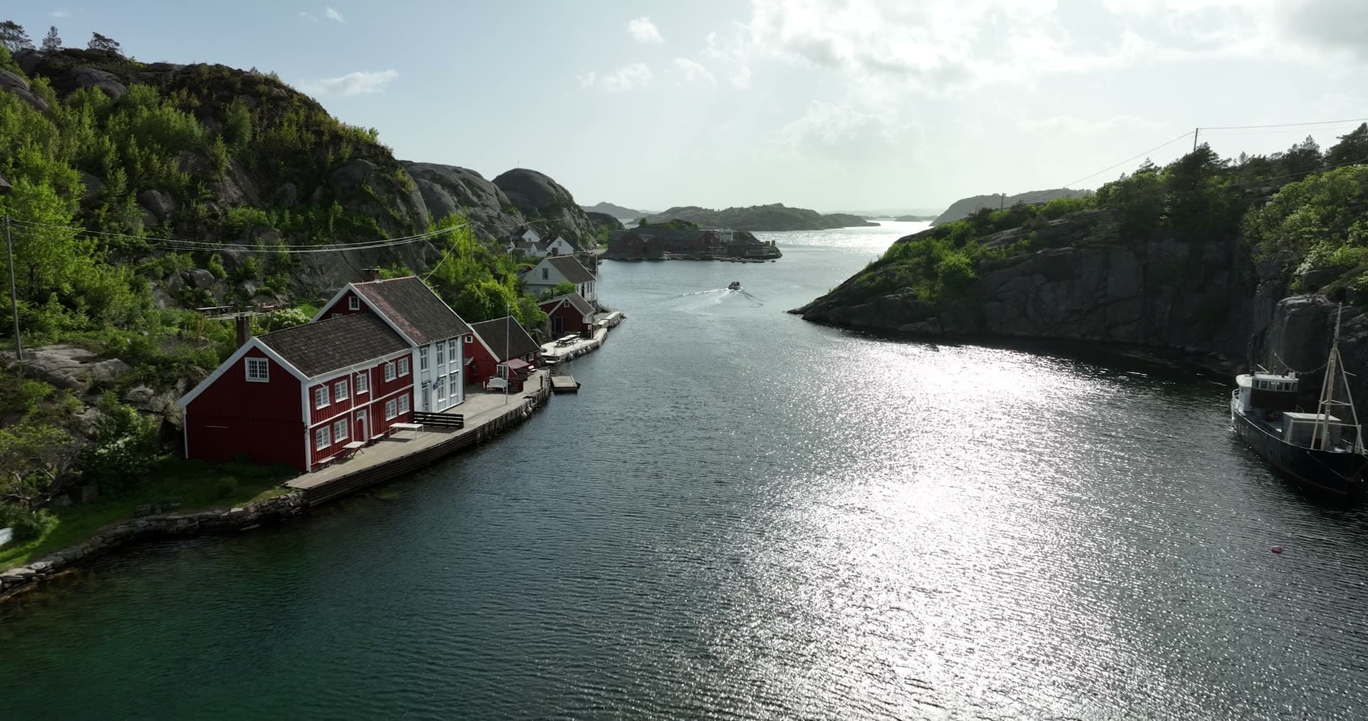 Traditional fishing village and scenic fjord view, Ny-Hellesund