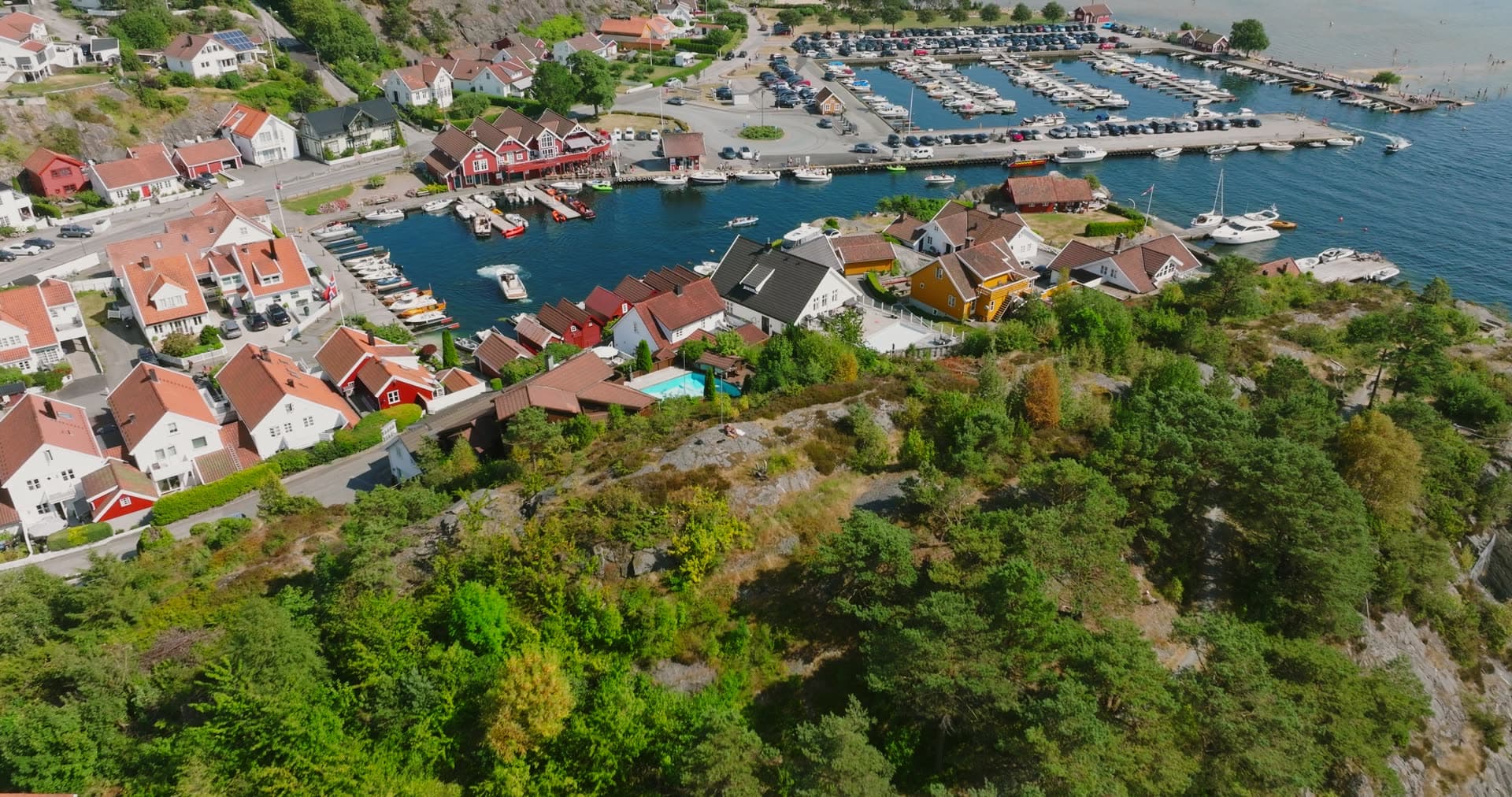 Red tile roofs and high angle shot, Høllen