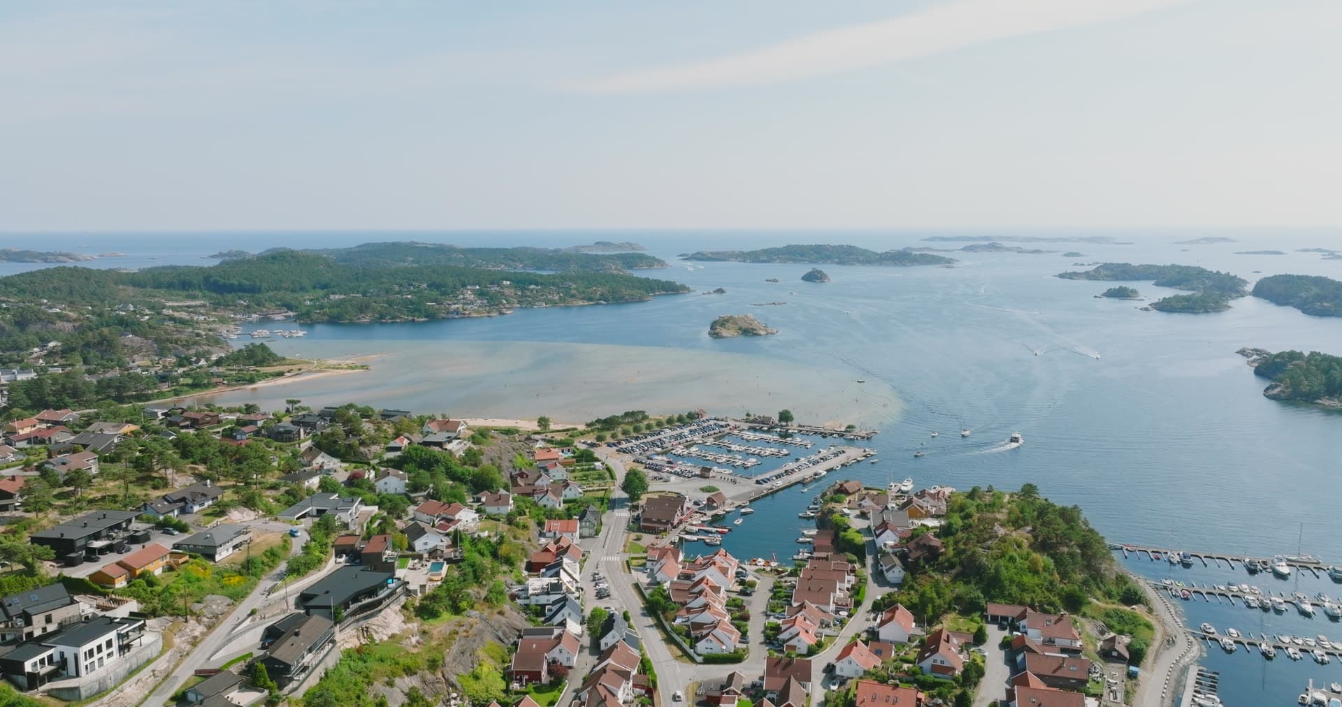 High angle shot and coastal town, Høllen