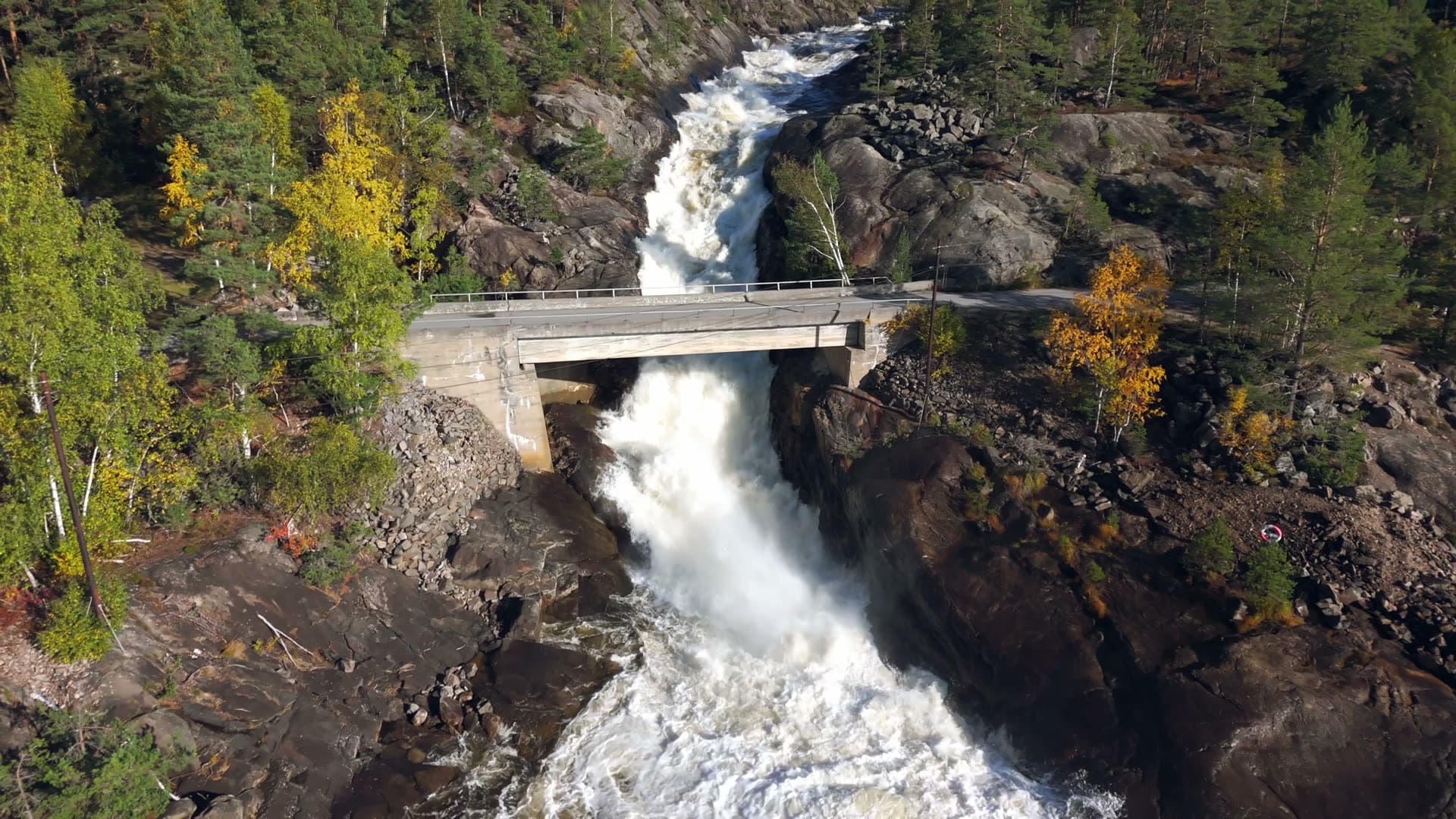 Flowing water and rocky gorge, Herefoss