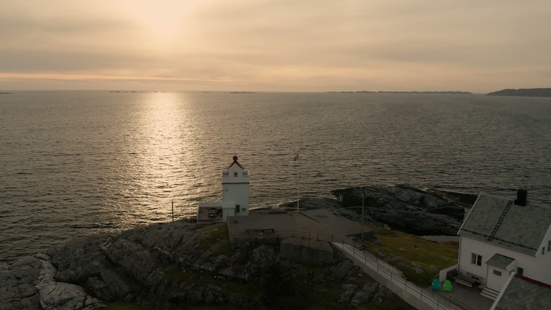 Lighthouse and keeper's house at dusk, Ryvarden fyr