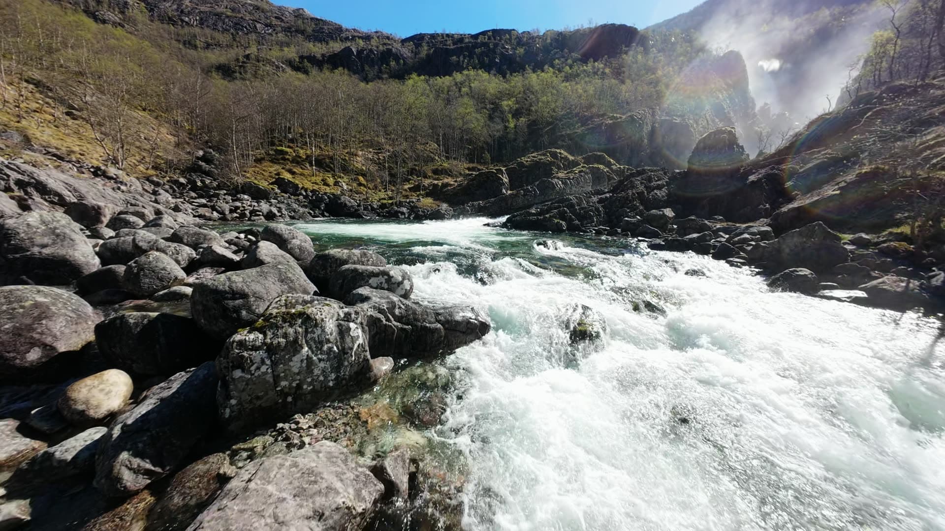 Mountain river gorge with waterfalls, Månafossen