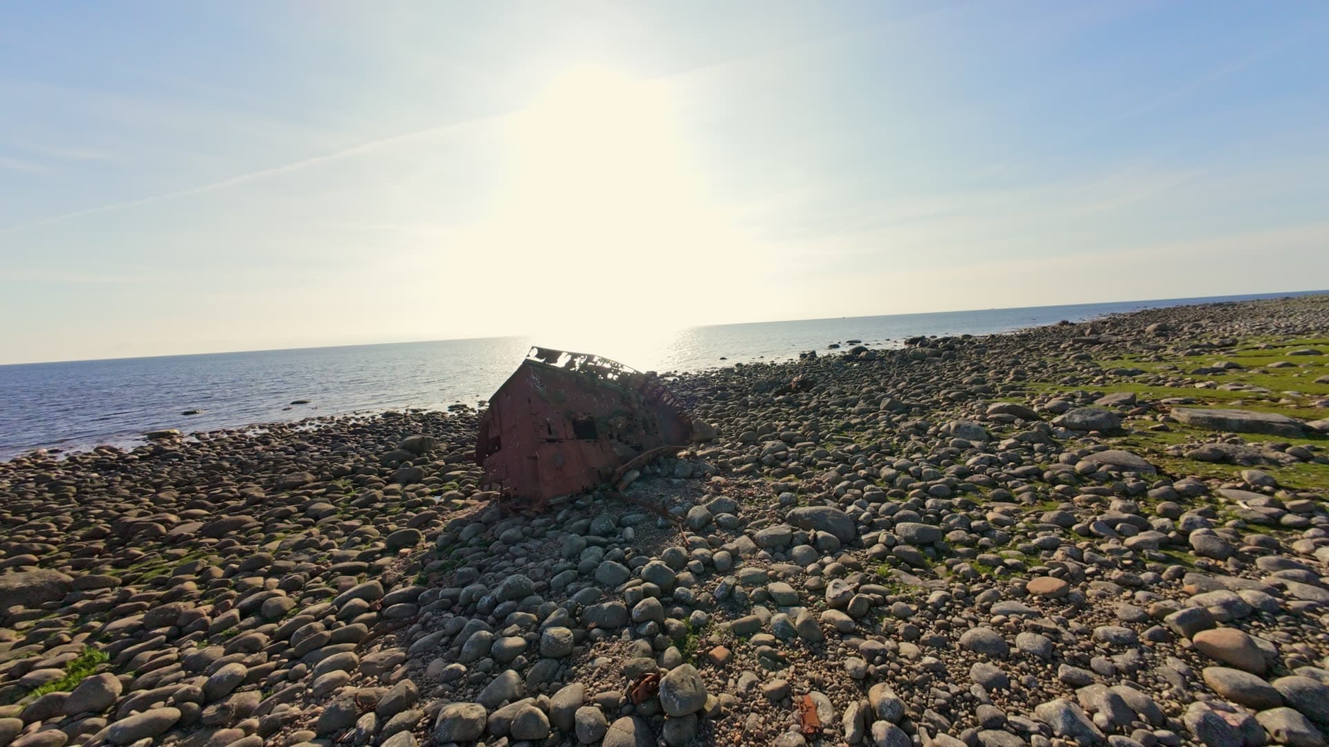 Rocky beach with shipwreck remains, Shipsvrack, Varhaug