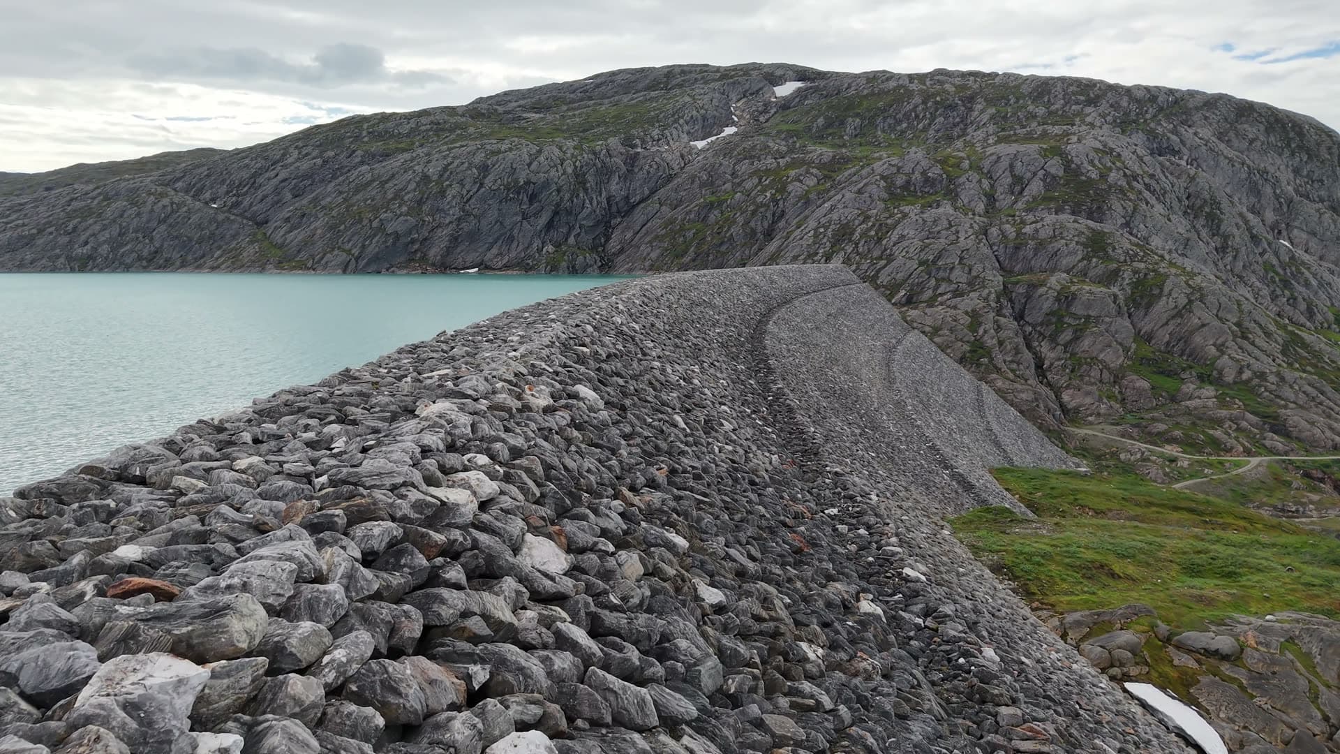 Dam wall with glacial reservoir 1, Meløy