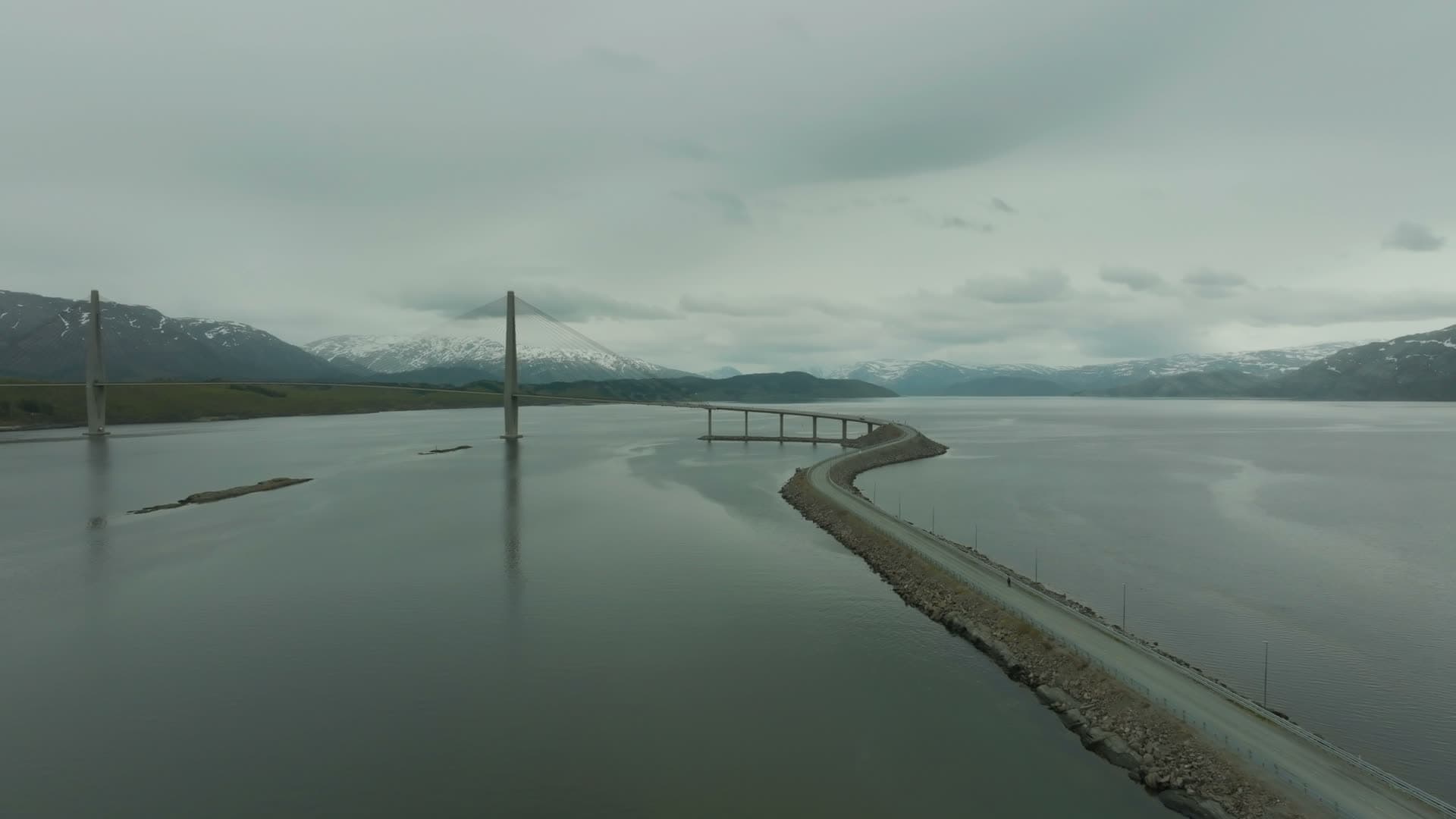 Cable-stayed bridge and rock causeway, Helgelandsbrua, Norway