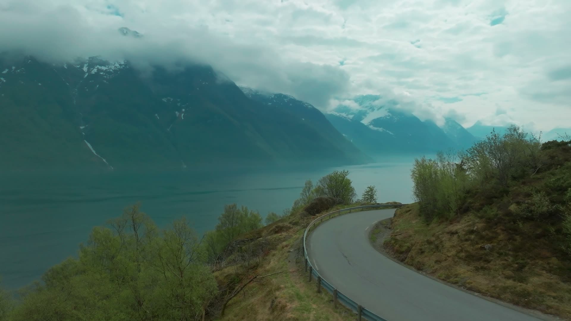 Hjørundfjorden