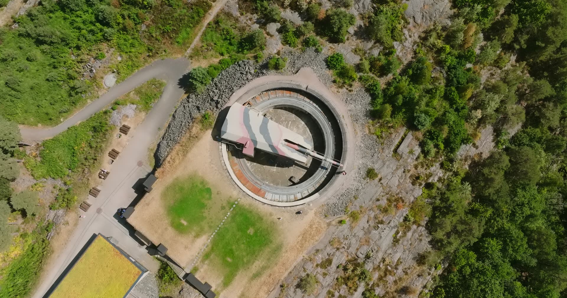 Top-down of the gun turret and its ring wall, Møvik, Norway