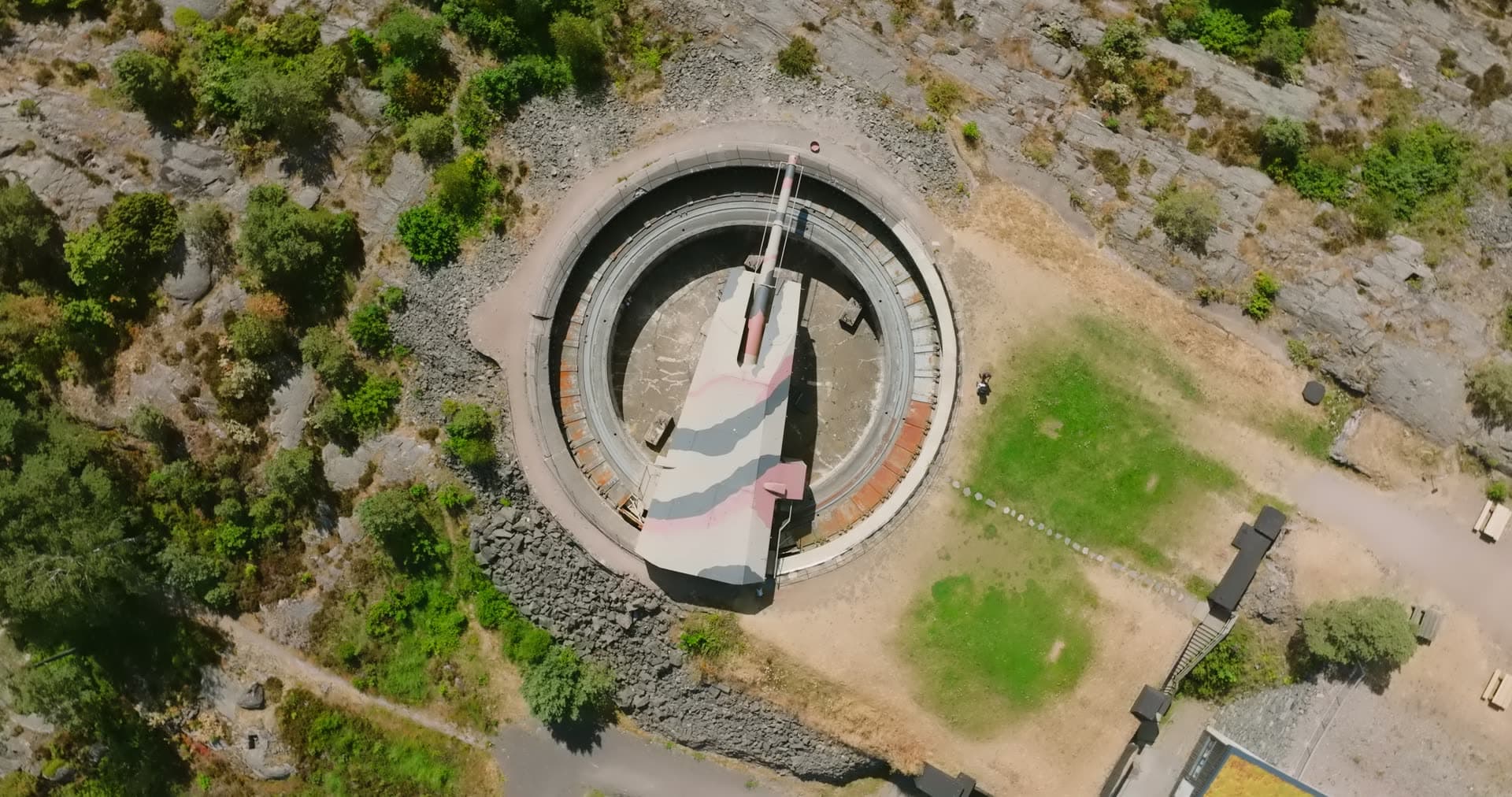 Gun turret beside the walled parade ground, Møvik, Norway